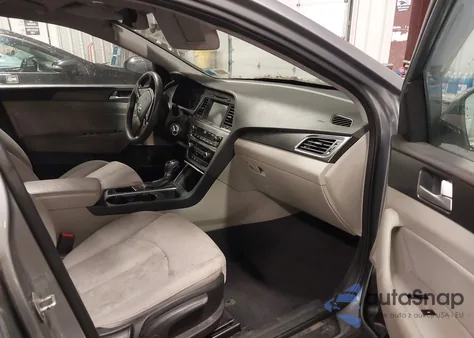 2016 Hyundai Sonata Sport z USA, uszkodzony, nr VIN 5NPE34AF8GH435806